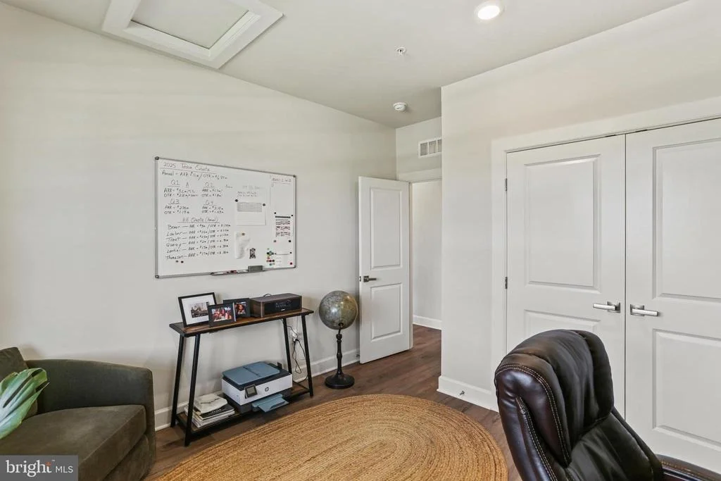 Photo of 384 CROWN POINT DRIVE