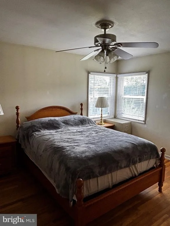 Photo of 811 LYNVUE ROAD