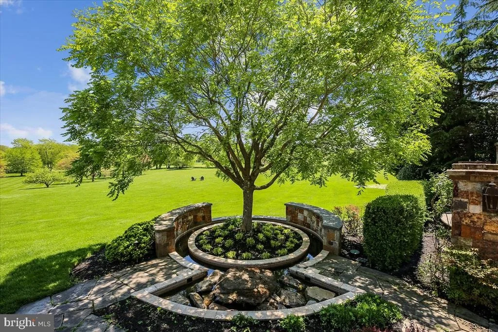 Photo of 21129 GOLF ESTATES DRIVE