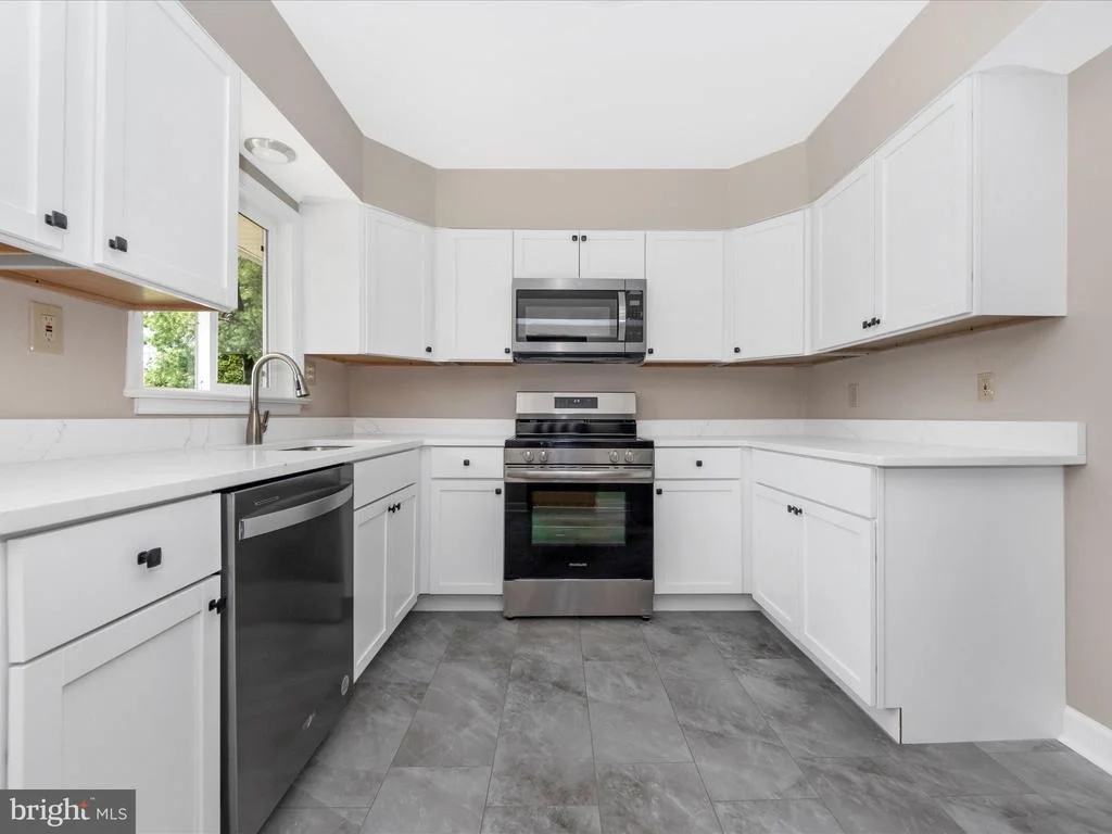 Photo of 19412 MUNCASTER ROAD
