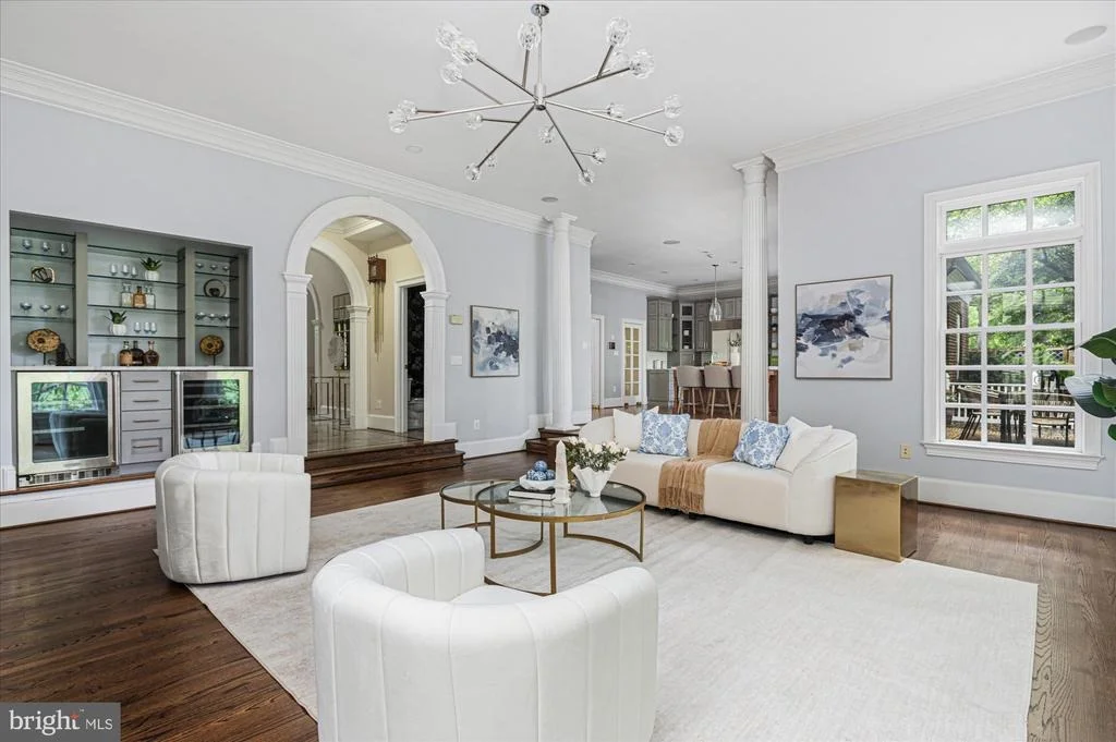 Photo of 4115 40TH PLACE N