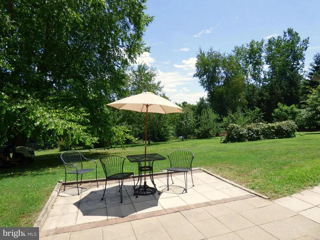 Photo of 8409 MAPLEVILLE ROAD
