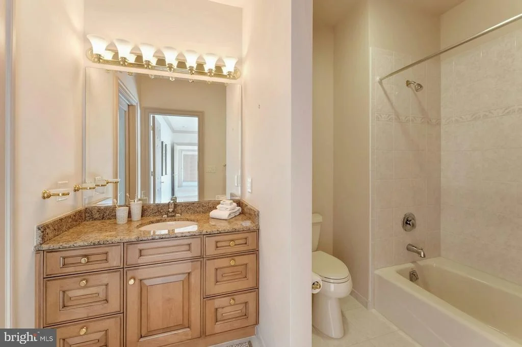 Photo of 40436 BEACON HILL DRIVE