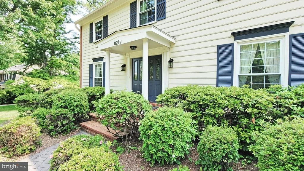 Photo of 8219 RIDING RIDGE PLACE