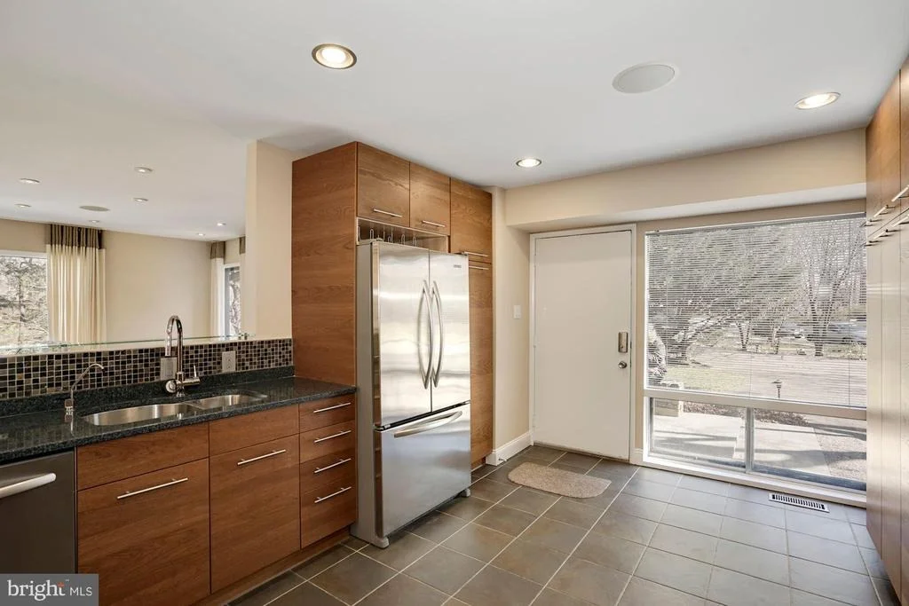 Photo of 3010 CUNNINGHAM DRIVE