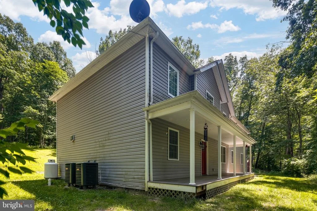 Photo of 3319 MAIL ROAD