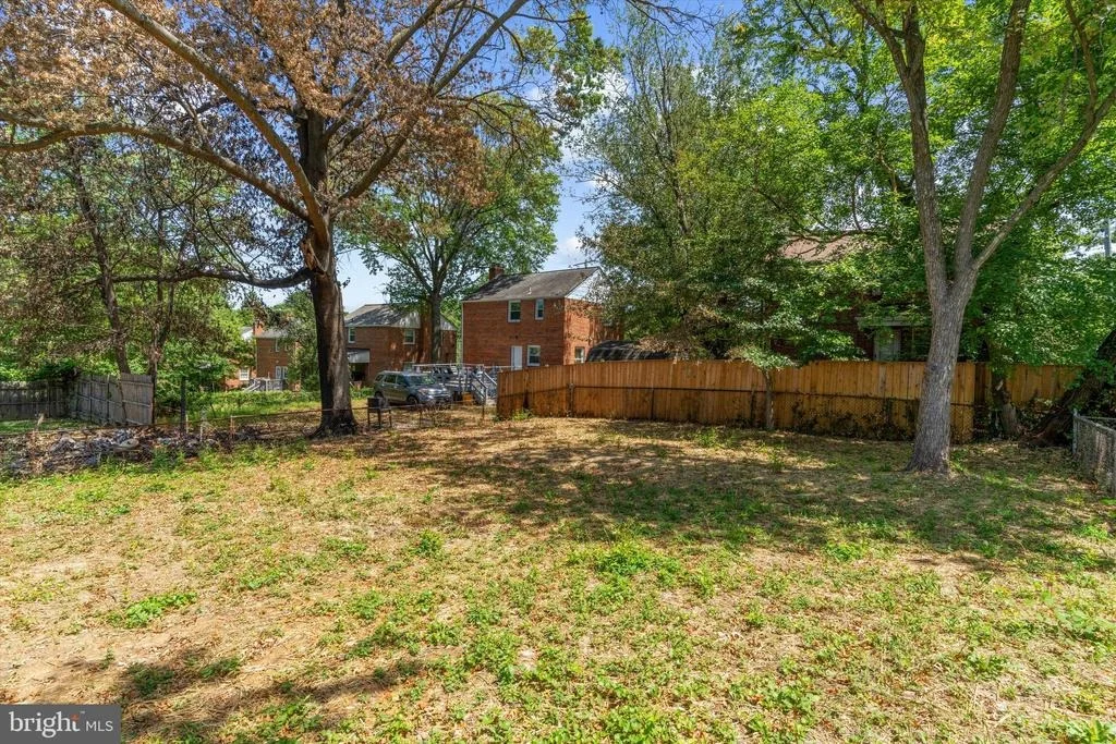Photo of 4809 70TH PLACE