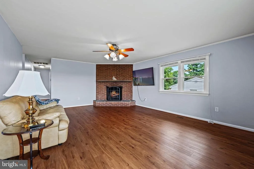 Photo of 4090 BOTELER ROAD
