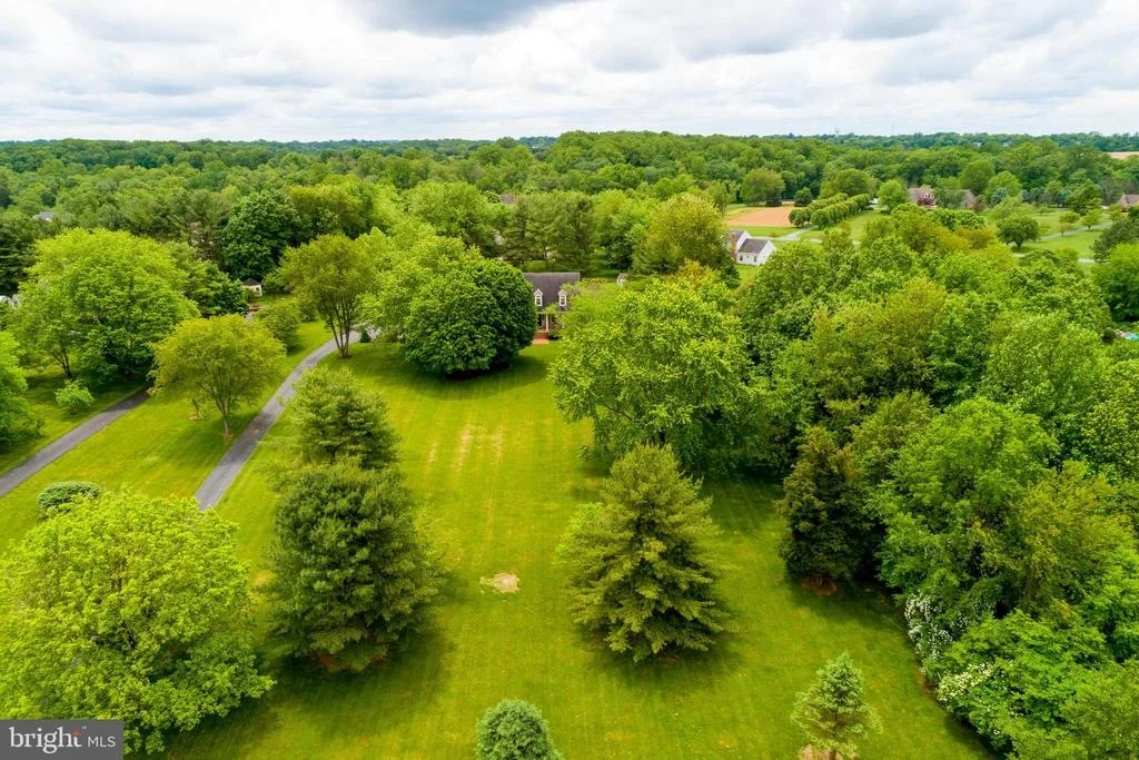 Photo of 6504 GRIFFITH ROAD