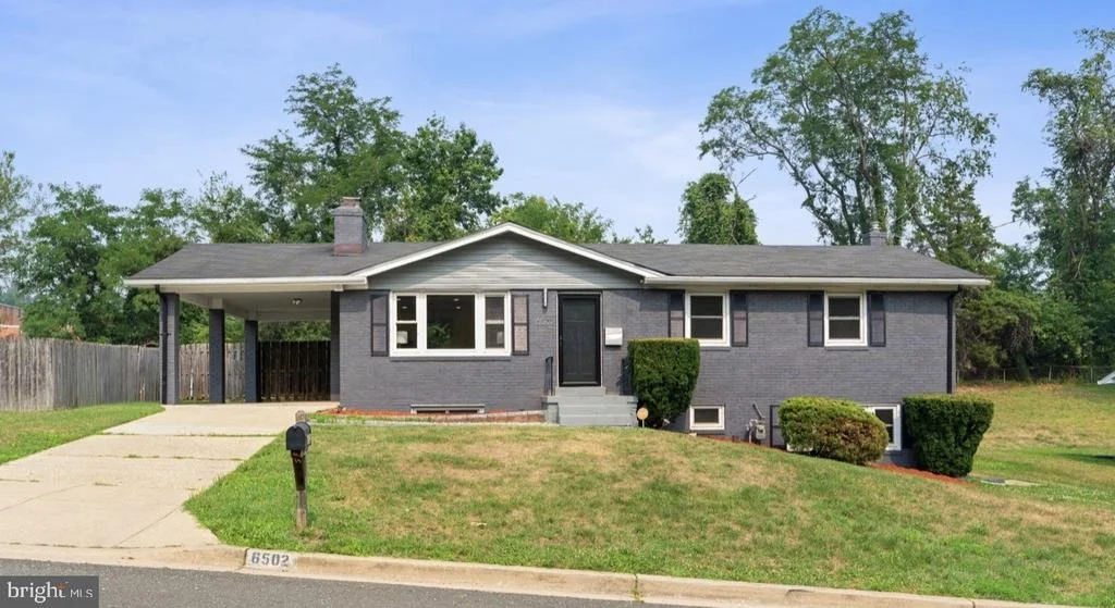 Photo of 6502 SUMMERHILL ROAD