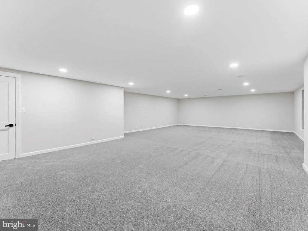 Photo of 856 WILLOW GROVE ROAD