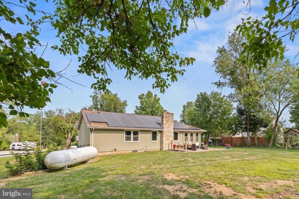 Photo of 223 PINEVIEW DRIVE
