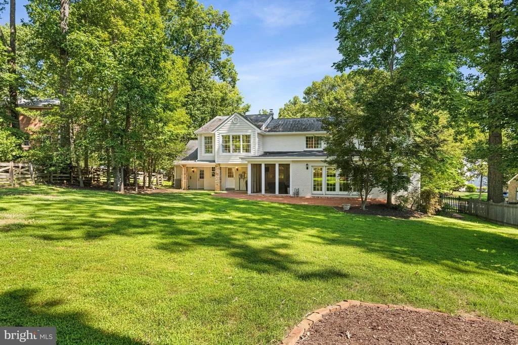 Photo of 7821 FALSTAFF ROAD