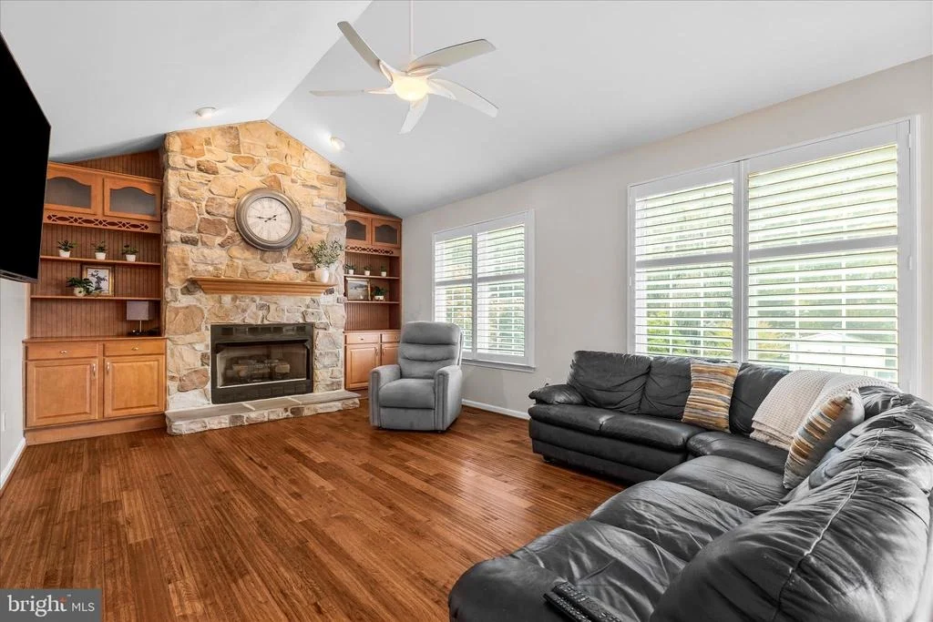 Photo of 107 MINA DRIVE