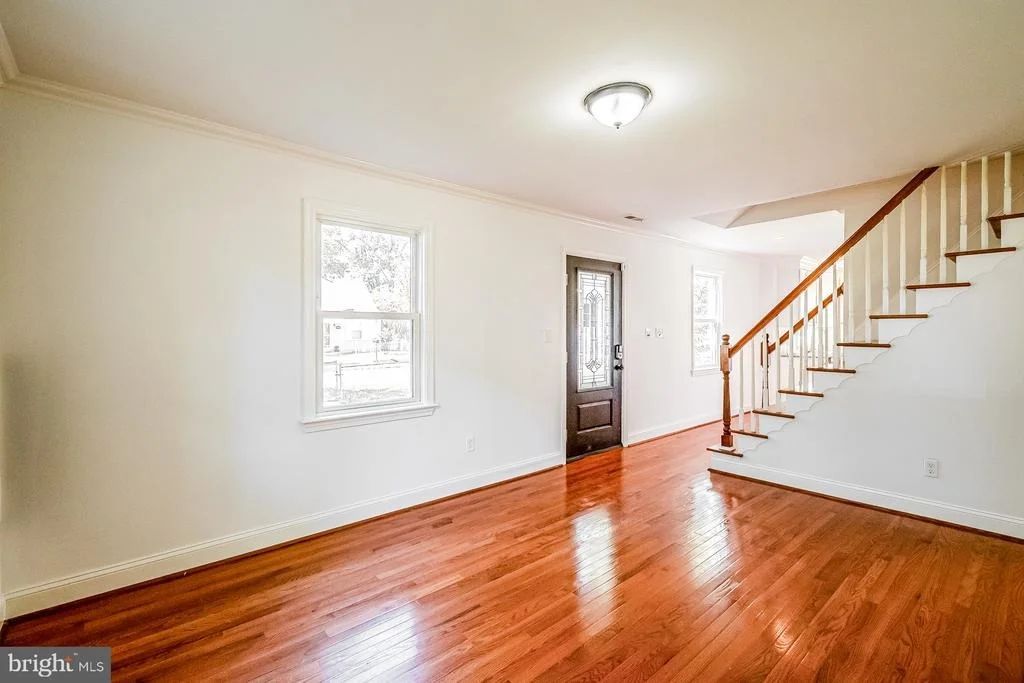 Photo of 204 N HURON DRIVE