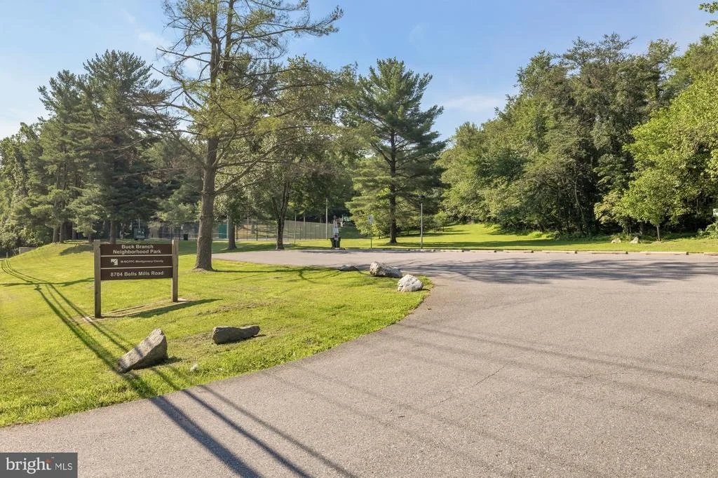 Photo of 8705 BELLS MILL ROAD