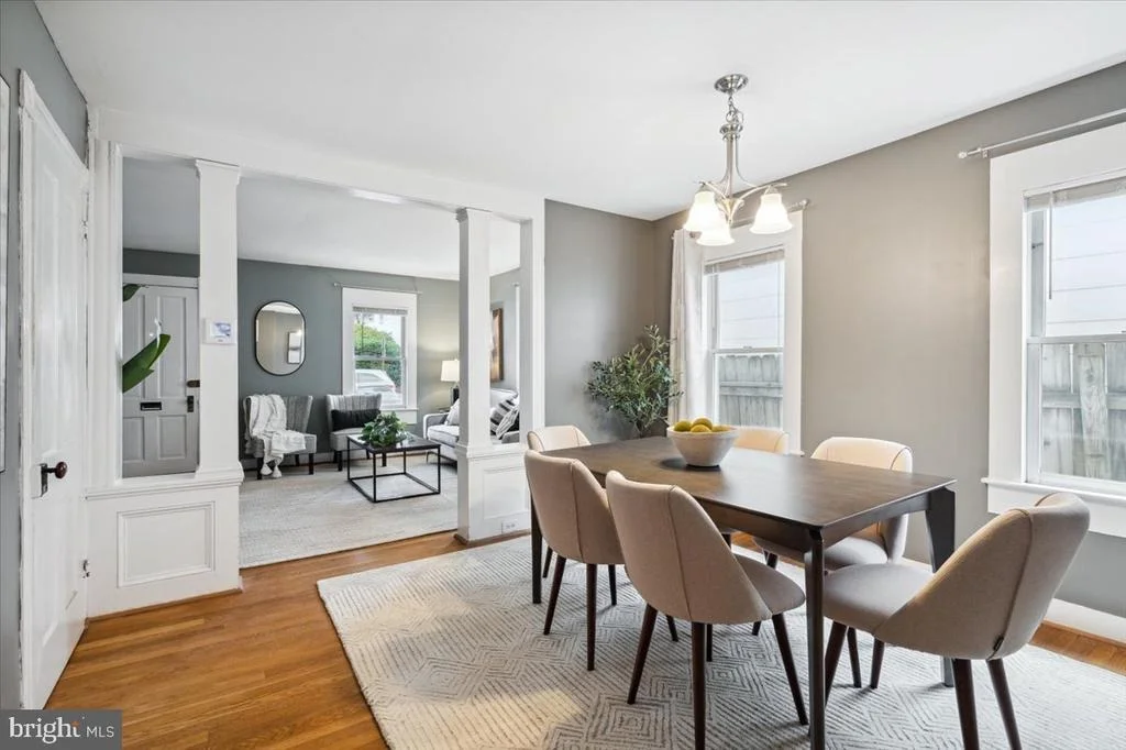 Photo of 218 5TH STREET W