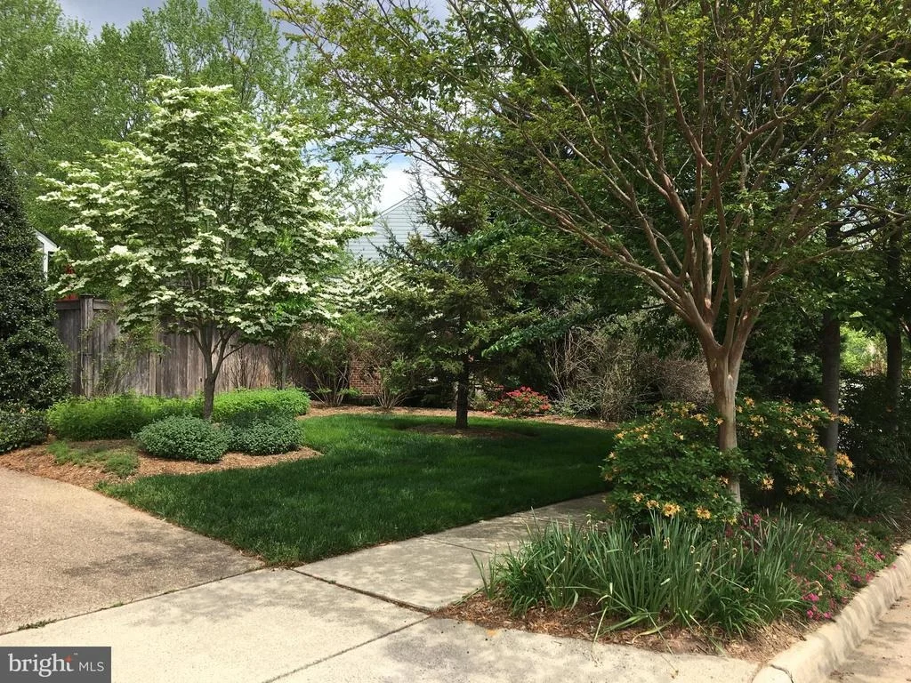 Photo of 5895 CLERMONT DRIVE