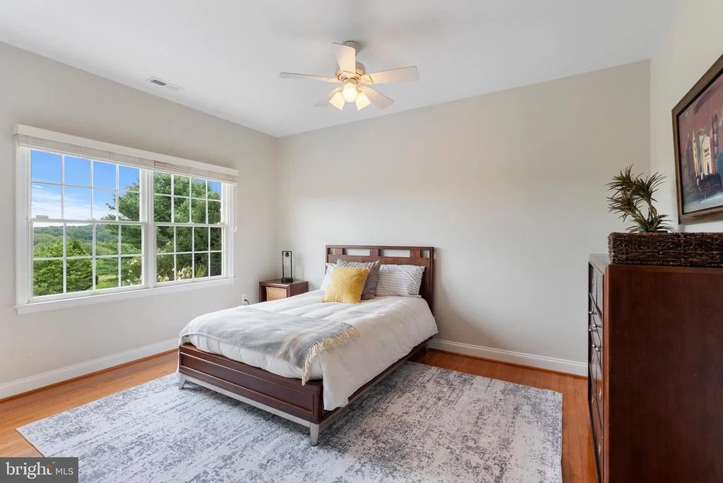 Photo of 14835 HUNTING WAY