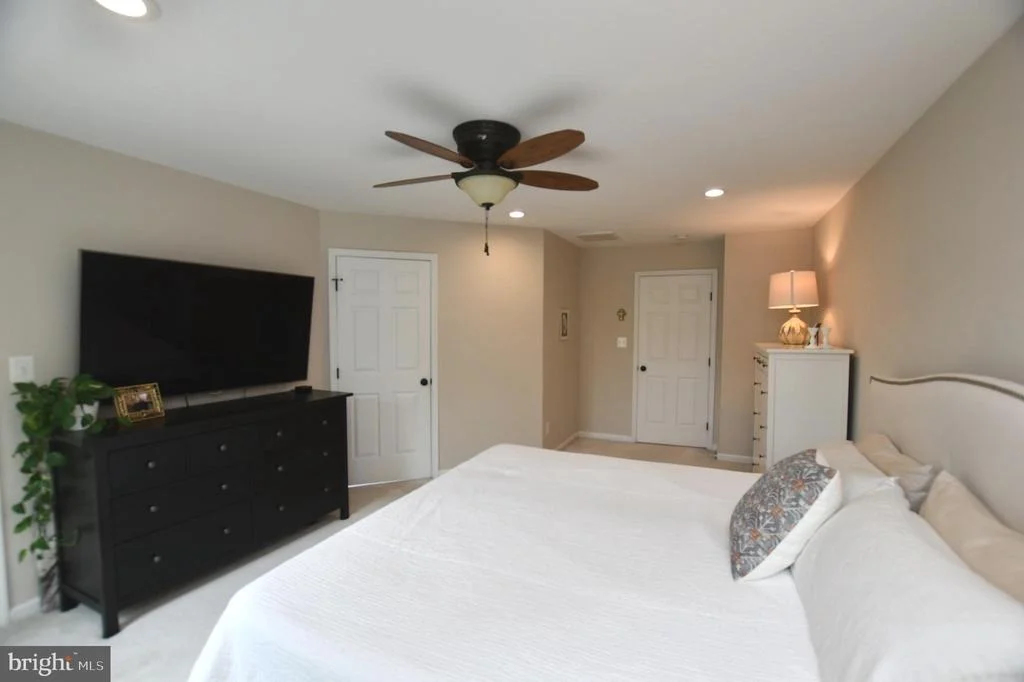 Photo of 8100 LANDFALL COURT