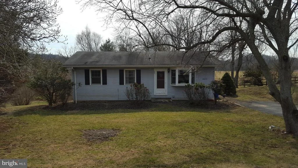 Photo of 20015 BUCKLODGE ROAD