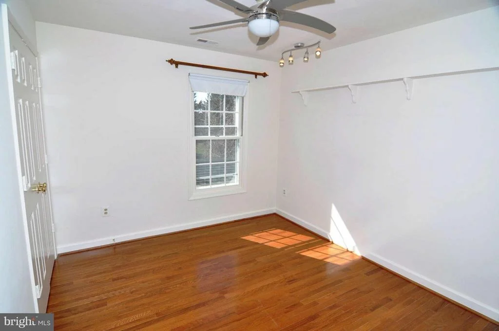 Photo of 19820 MEREDITH DRIVE