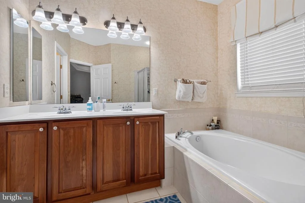 Photo of 32735 SPRING WATER DRIVE