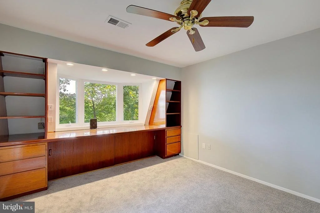 Photo of 349 ARBUTUS DRIVE