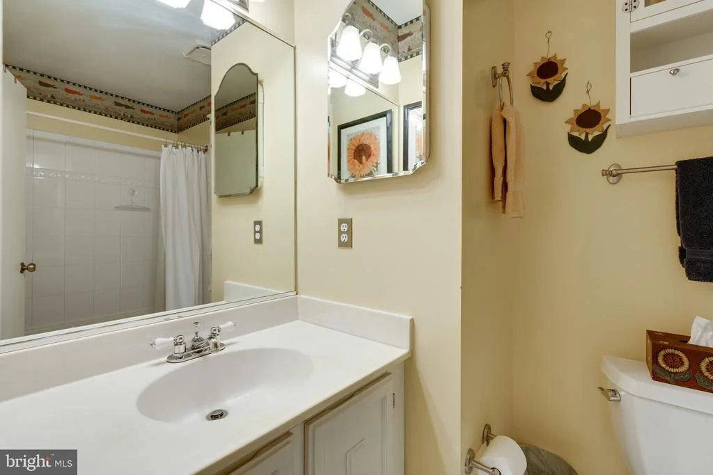 Photo of 7203 MING TREE COURT