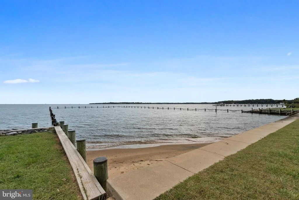 Photo of 621 HARBOR DRIVE