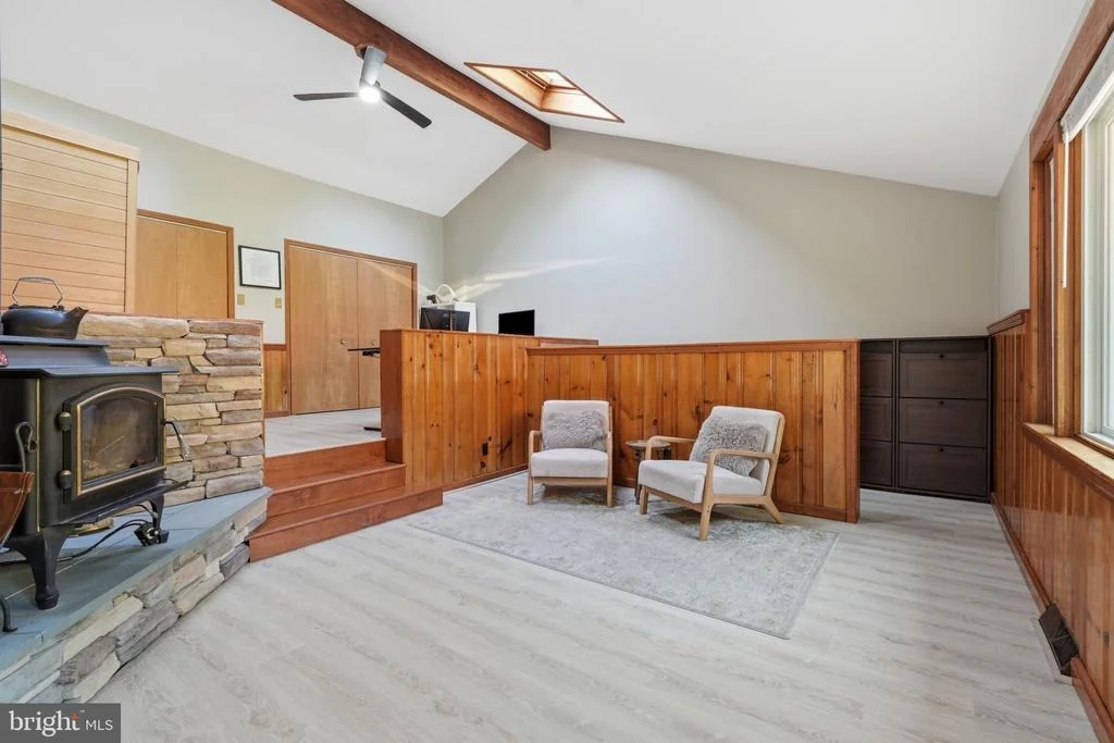 Photo of 607 MCKEAN ROAD