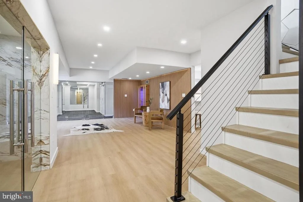 Photo of 1124 SAVILE LANE