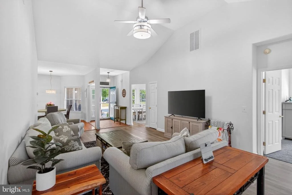 Photo of 6 CLEARVIEW DRIVE