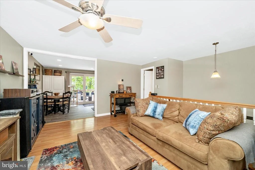 Photo of 5696 PEBBLE DRIVE