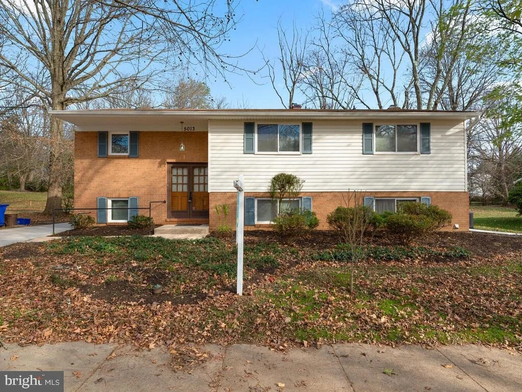 Photo of 5013 ELIOTS OAK ROAD