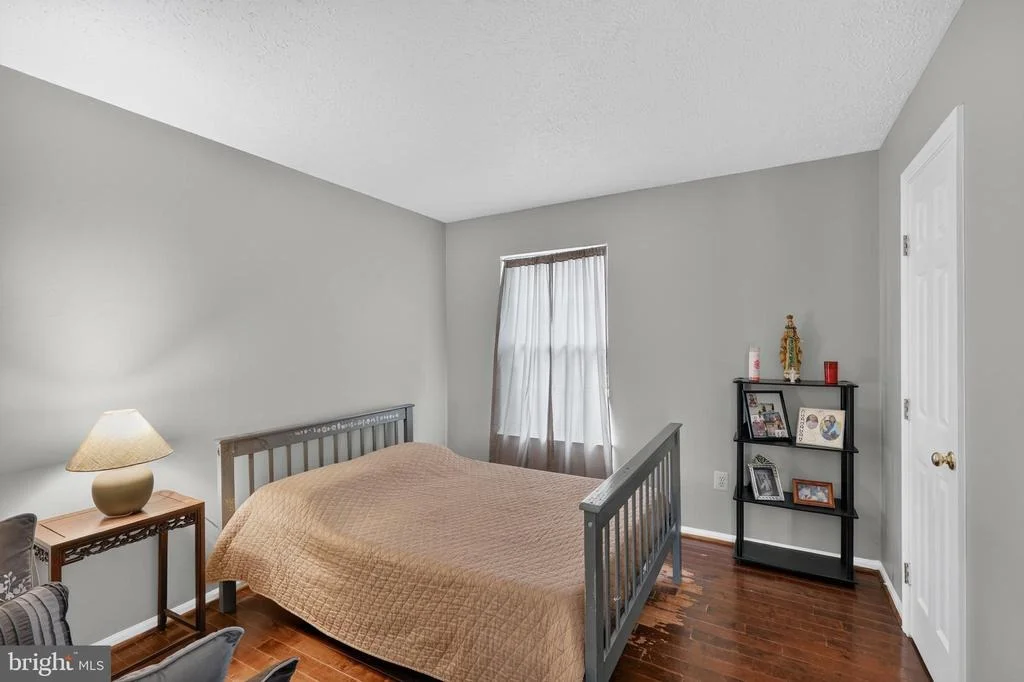 Photo of 19319 PLUMMER DRIVE