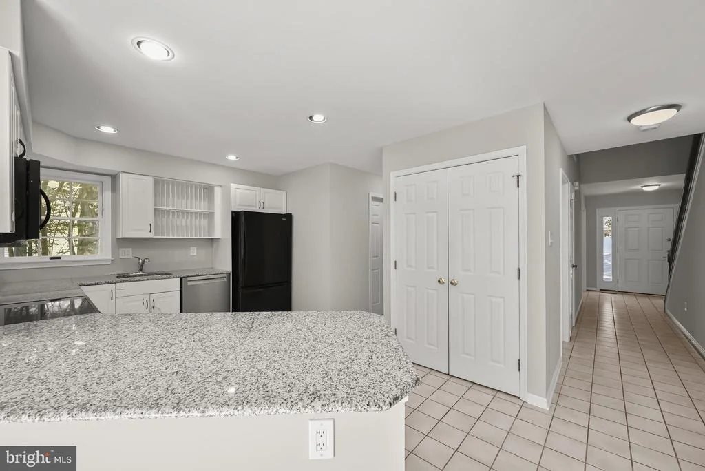 Photo of 10604 HARPOON HILL