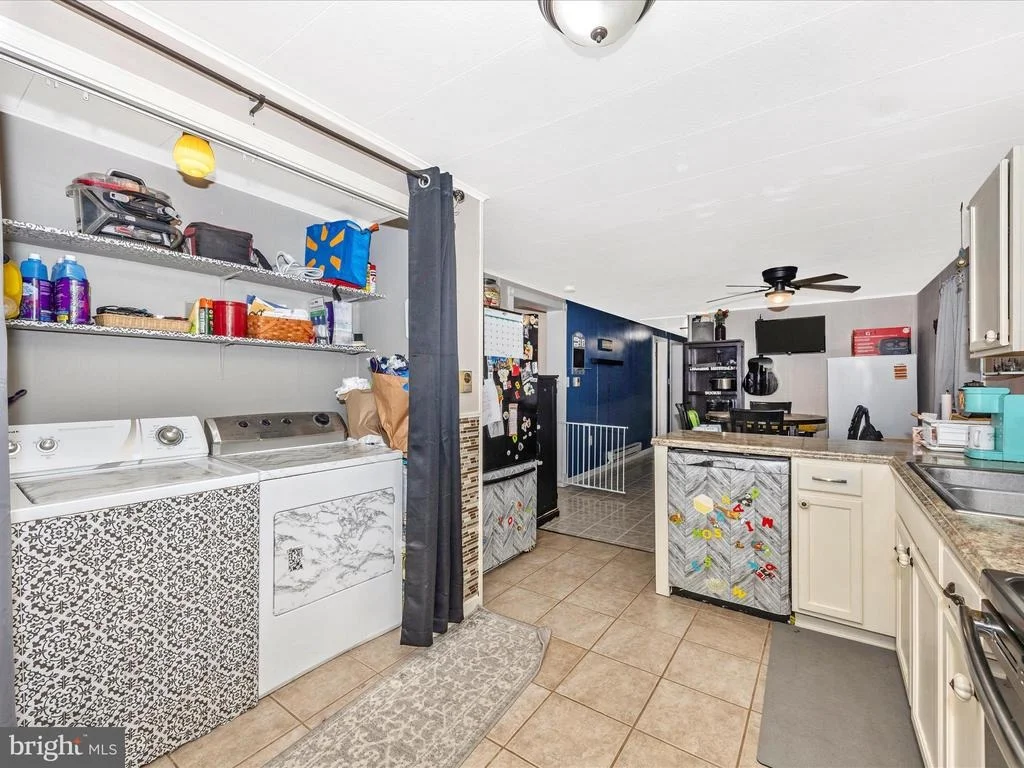 Photo of 7612 MCCLELLAN AVENUE