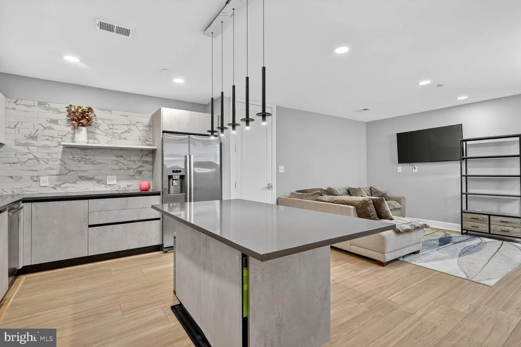 Photo of 4512 SALEM LANE NW