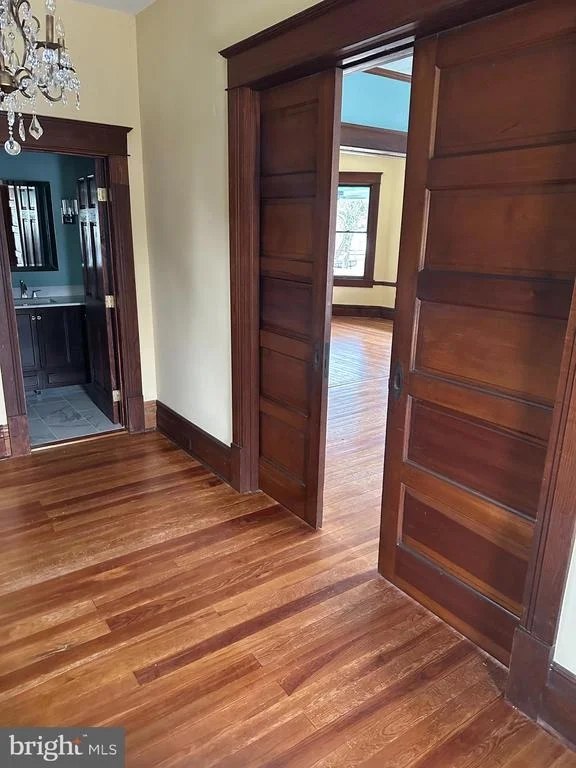 Photo of 107 POPLAR STREET