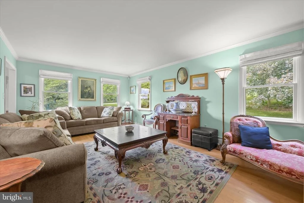 Photo of 2319 BRADDOCK ROAD