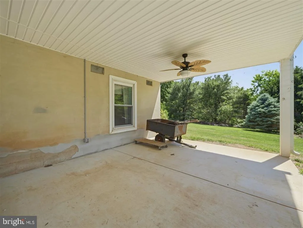 Photo of 2915 FRY ROAD
