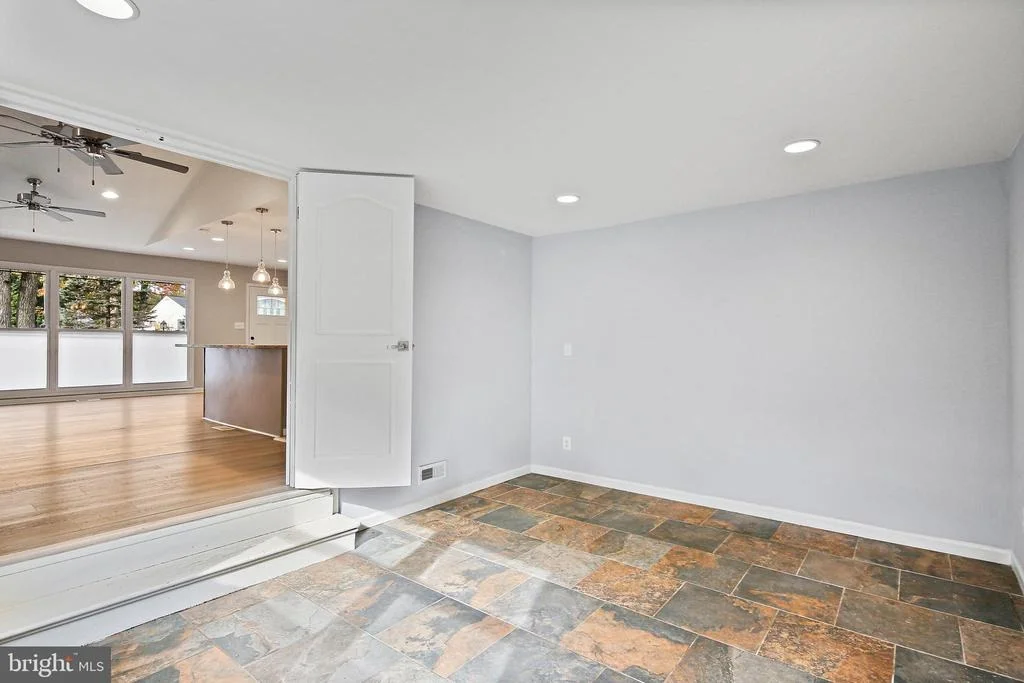 Photo of 2847 CARROLLTON ROAD