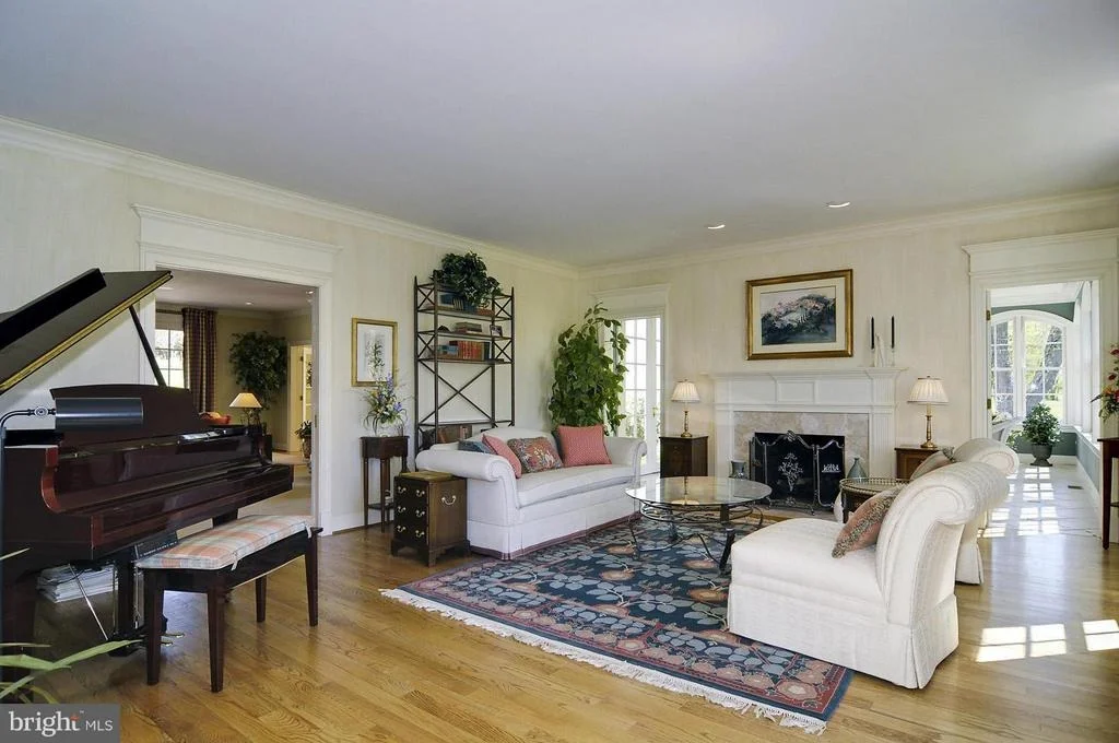 Photo of 330 SPRINGBROOK DRIVE