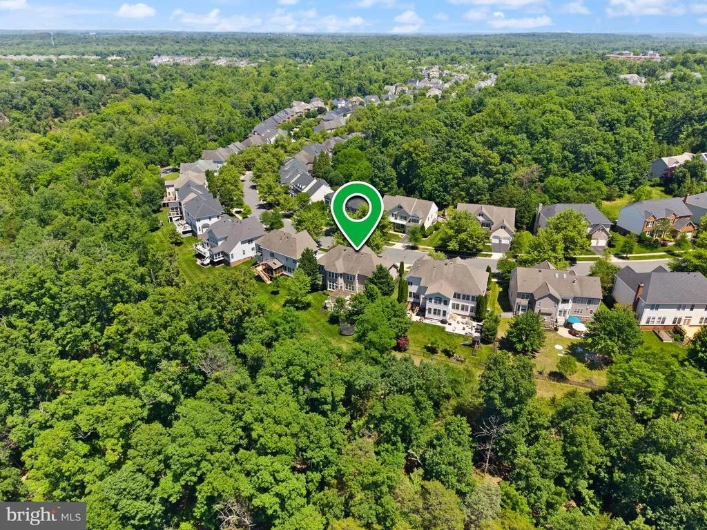 Photo of 43916 RIVERPOINT DRIVE