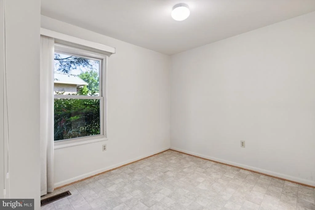Photo of Unit 102F at 3642 GLENEAGLES DRIVE