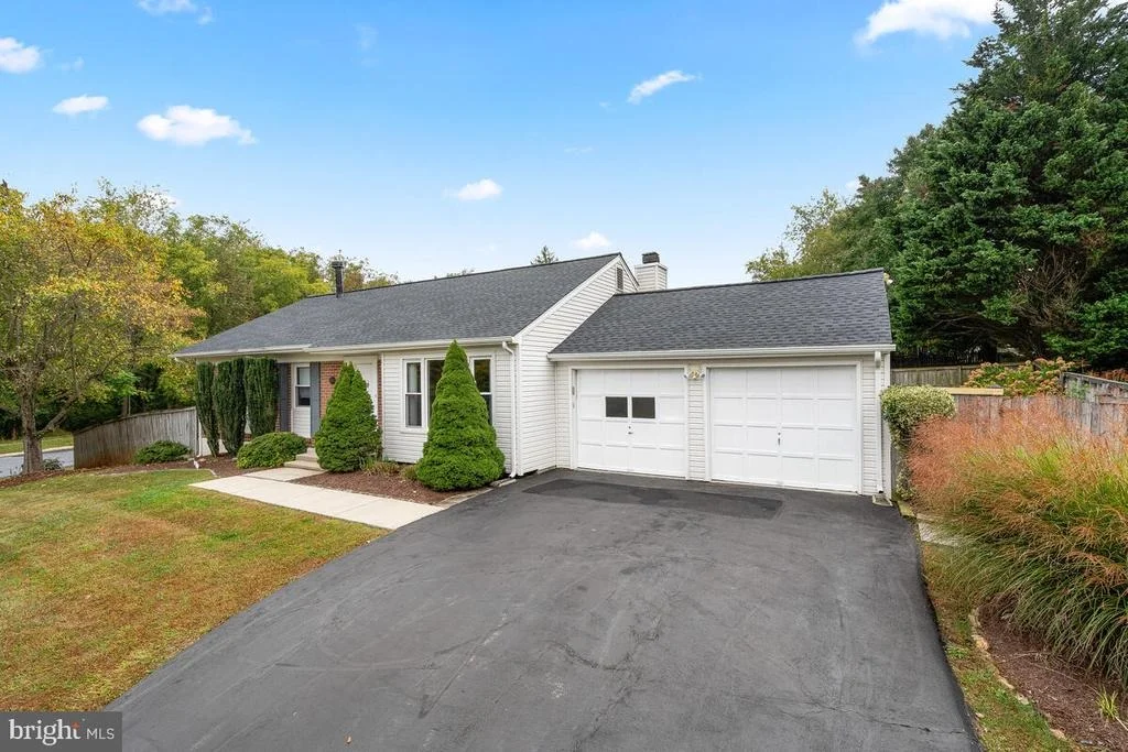 Photo of 10400 WINDFALL COURT