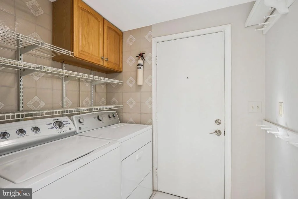 Photo of 6929 COLBURN DRIVE