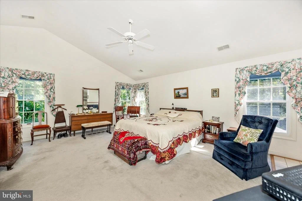Photo of 19808 FALLING SPRING COURT