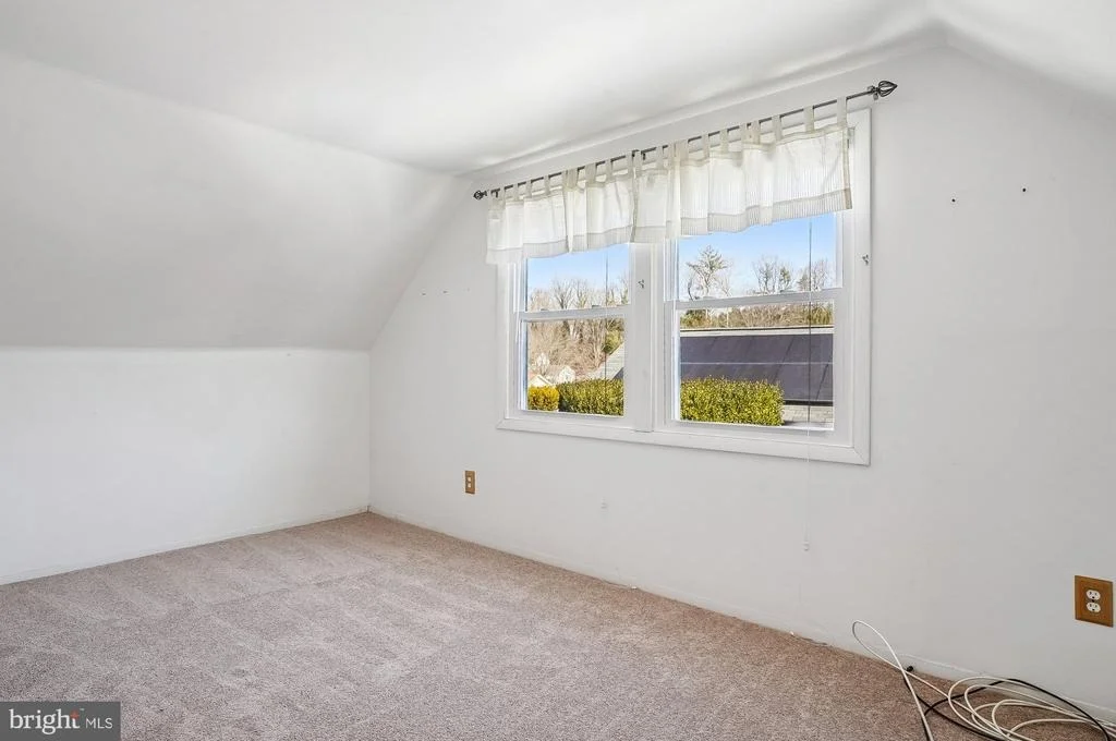 Photo of 16005 PENNANT LANE